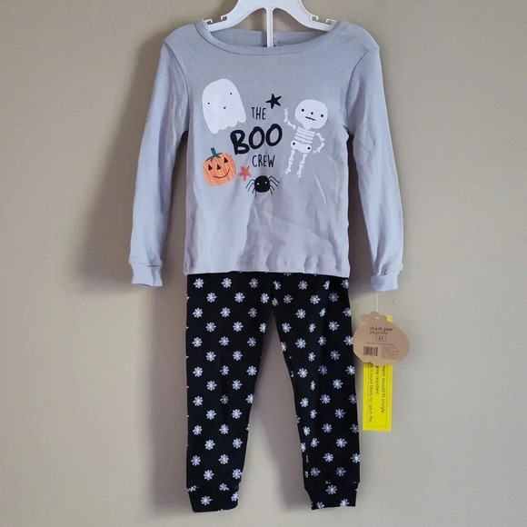 Chic PeaToddler Halloween Pajama Set “The Boo Crew” Long Sleeve 2-Piece Size 2T - Picture 1 of 7